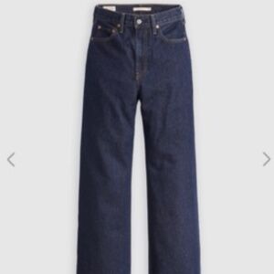 Levi’s Ribcage Wide Leg Jeans Size 28 Dark Wash Inseam Pre-Loved